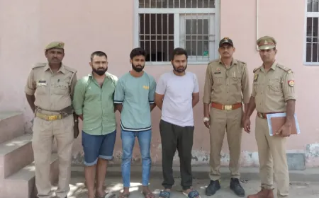 एटा पुलिस ने दुकान से चोरी के 13 मोबाइल सहित 3 शातिर गिरफ्तार