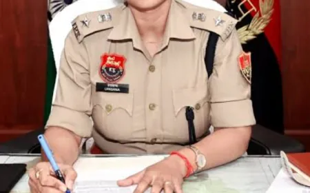 कासगंज की फर्जी एसपी  बन युवती ने आगरा पुलिस को बनाया चक्कर घिन्नी