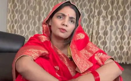 प्रदेश का मुखिया अगर बुलडोजर से सरकार चला सकता है तो क्या एक दारोगा आम जनता से थूक भी नहीं चटवा सकता? नेहा सिंह राठौर