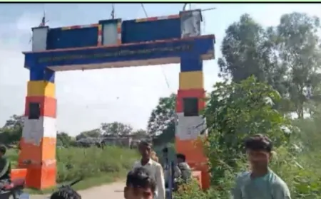 गौतम बुद्ध की प्रतिमा को अराजकतत्वों ने किया खंडित।