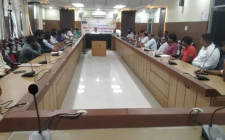 पर्यटक सॉख्यिकीय सर्वेक्षण हेतु विकास भवन सभागार में हुआ बैठक का आयोजन