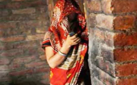 Aligarh News : वाह रे ससुर, दोनो जिठानियों से अबैध सम्बंध,  छोटी बहू के गम्भीर आरोप?