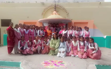 केमिस्ट वेलफेयर सोसाइटी ने बालिका विद्यालय को दीं कई सौगातें