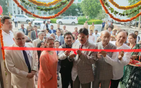 जे.एस परिसर में बने नवनिर्मित प्रेक्षागृह का हाईकोर्ट न्यायमूर्ति डॉ. गौतम चौधरी ने किया लोकार्पण