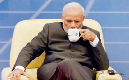 मोदी क्या बचपन मे सचमुच में  चाय बेचते थे, RTI में बड़ा खुलासा