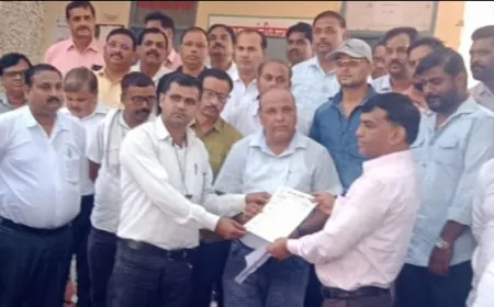 लेखपालों ने कर दी थानाध्यक्ष को निलंबित किए जाने की मांग