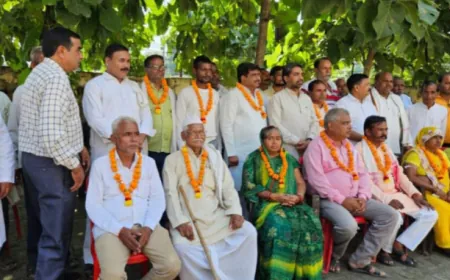 संचालक सदस्य के 11 पदों पर 11 नामाकंन,सदस्यों का भाजपाइयों ने किया माला पहनाकर स्वागत