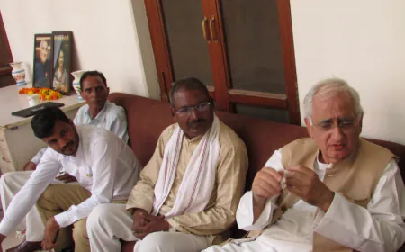 पूर्व विदेश मंत्री सलमान खुर्शीद ने उठाए ईवीएम पर सवाल,सीटों के बटवारे को लेकर हो रही बात