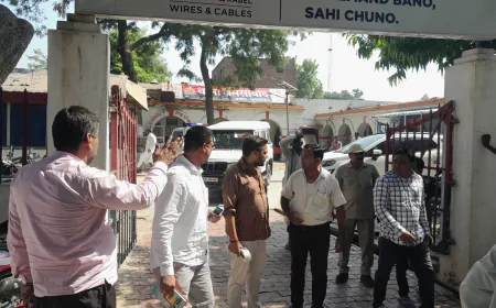 खंड विकास अधिकारी एवम ग्राम पंचायत सचिव में छुट्टी को लेकर हुईं हाथापाई