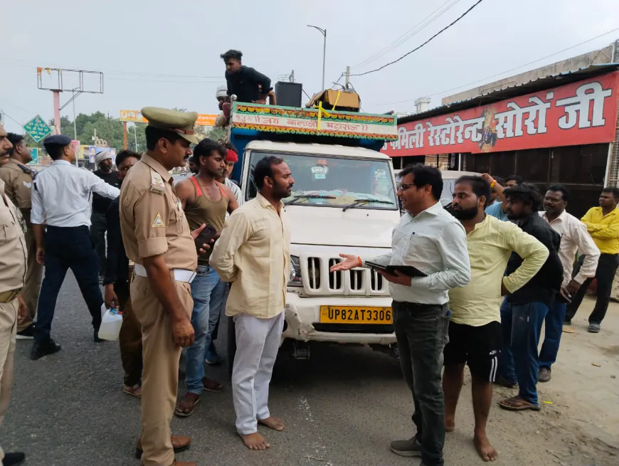 कासगंज 97 वाहनों के चालान यातायात प्रभारी ने किये गये