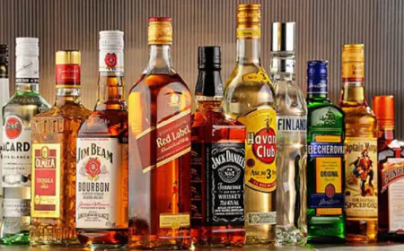 UP Liquor Policy : उत्तर प्रदेश में शराब बेचने का नया नियम, उलंघन किया तो होगी कार्यवाही