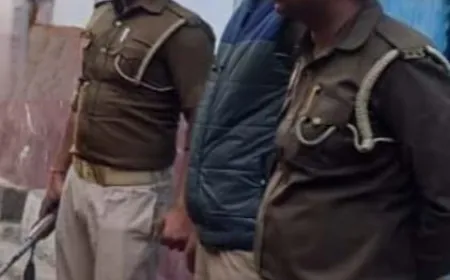 प्रतिबंधित पशु काटने की सूचना पर पंहुची पुलिस