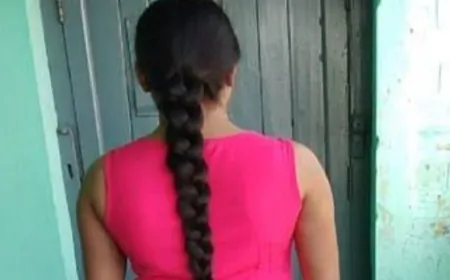 हॉगकॉग से मैनपुरी आई युवती, फेसबुक पर दोस्ती गांव में देखने को लगी भीड़