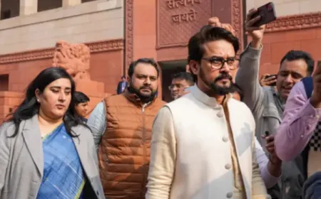 राहुल गांधी पर बीजेपी ने अपने सांसदों को धक्का देने का आरोप लगाया है, जिसमें दो सांसद जख्मी हुए हैं