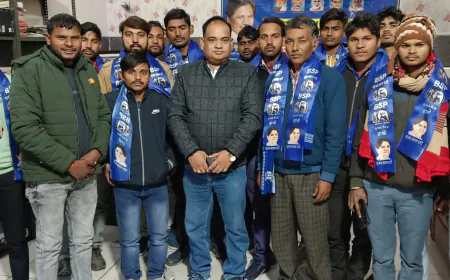 Kasganj news भीम आर्मी व आजाद समाज पार्टी छोड़ पकड़ा बसपा का दामन