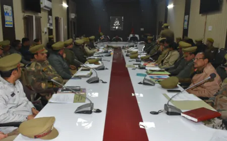 Etah News : अपराध गोष्ठी में SSP एटा ने अधीनस्थों को दिशा निर्देश