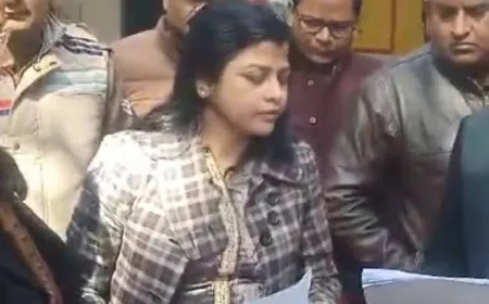 ADM कानपुर रिंकी जायसवाल सस्पेंड