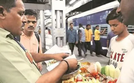 मुंबई मंडल के रेलवे स्टेशन के खाद्य विक्रेताओं के लिए 17 जनवरी 2025 को FOSTAC प्रशिक्षण आयोजित