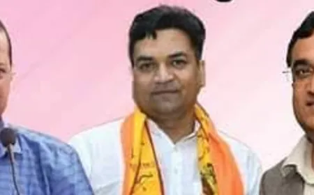 बहुकोणीय दिल्ली विधानसभा चुनावों में रेवड़ियों पर दाँव