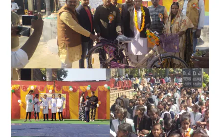 Kasganj news 76वे गणतंत्र दिवस पर ध्वजारोहण का कार्यक्रम श्रीमती फूलवती देवी कन्या इंटर कॉलेज नo गुलरिया मे  हर्षोल्लास के साथ हुआ संपन्न।