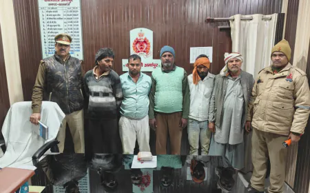 Kasganj news  खेलते हुये 05 अभि0गण को किया गिरफ्तार,