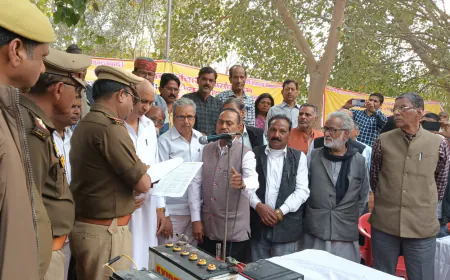 नगर निगमों ,नगर पालिकाओं ,नगर पंचायतों के कर्मचारियों की समस्याओं को लेकर दिया गया ज्ञापन