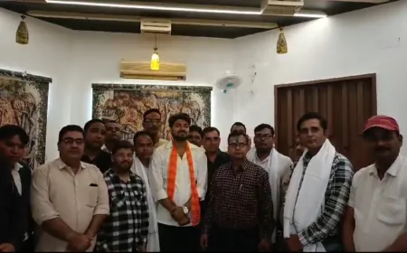 वरिष्ठ समाजसेवीं ने शिकोहाबाद प्रेस क्लब के पत्रकारों को किया सम्मानित