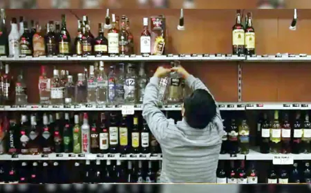 होली पर खुलेंगे नशराब के ठेके, जाने कितनी देर बन्द रहेंगे