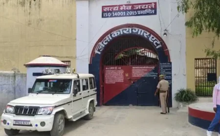 Etah News : दुष्कर्म के आरोपी हटाए गए जेलर, दारोगा बर्खास्त