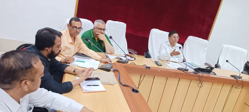 मुख्यमंत्री डैशबोर्ड, कार्यदाई संस्थाओं एवं फैमिली आई. डी.प्रगति की समीक्षा बैठक कर रैंक सुधारने के दिए कड़े निर्देश