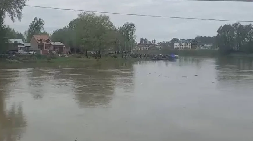 भारत ने कर दी पहली वाटर स्ट्राइक! झेलम नदी के पानी ने पाकिस्तान में मचाई तबाही