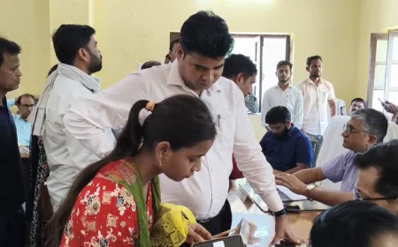 फर्रुखाबाद ECCE भर्ती में बड़ा घोटाला: बीएसए ऑफिस पर लगे नियमों की अनदेखी के आरोप