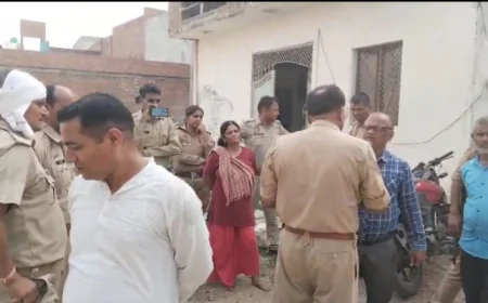 Farrukhabad News : हाईकोर्ट के आदेश पर सपा नेत्री से खाली कराया गया अवैध कब्जा किया गया मकान