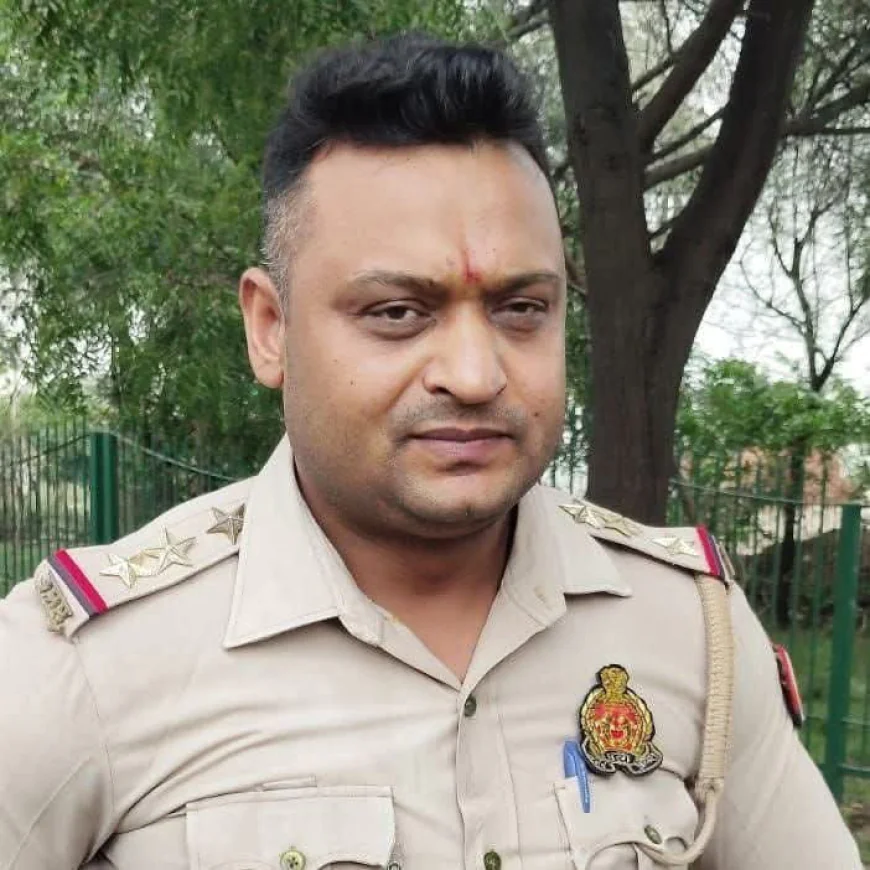 मथुरा वृंदावन में फर्जी पुलिस इंस्पेक्टर गिरफ्तार, फॉर्च्यूनर से करता था उगाही