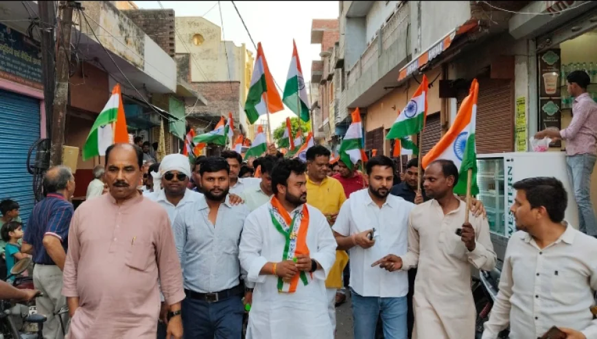 फर्रुखाबाद (कायमगंज): भारत शौर्य तिरंगा यात्रा का भव्य आयोजन, वीर जवानों को किया नमन