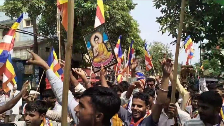 विशाल धम्म यात्रा का आयोजन प्रशासन की देखरेख में सफलतापूर्वक संपन्न