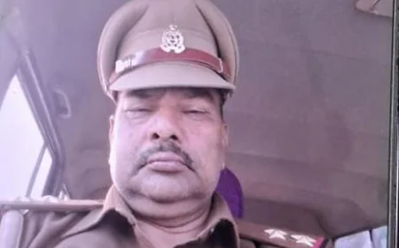 Kasganj news खाकी वर्दीधारी ने किया पत्रकार के साथ अमर्यादित व्यवहार।