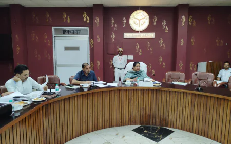 मण्डलायुक्त की अध्यक्षता में सड़क सुरक्षा समिति की मण्डलीय बैठक संपन्न