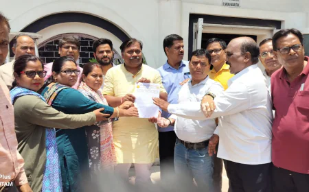 उत्तर प्रदेशीय प्राथमिक शिक्षक संघ ने विधायक विपिन वर्मा डेविड सभापति, विधायन समिति उत्तर प्रदेश को विद्यालय मर्जर के खिलाफ ज्ञापन सौपा