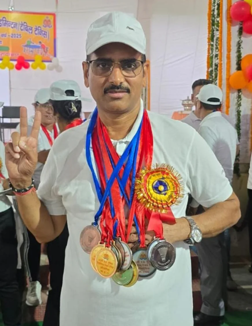 अपर पुलिस अधीक्षक एटा ने जीते 10 मेडल, बैडमिंटन एवं टेबल टेनिस चैंपियनशिप 2025 में रचा इतिहास