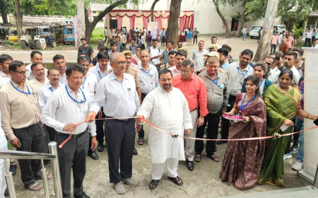 जिला औद्योगिक प्रशिक्षण संस्थान ठंडी सड़क फर्रुखाबाद में वृहद रोजगार मेले का किया गया आयोजन