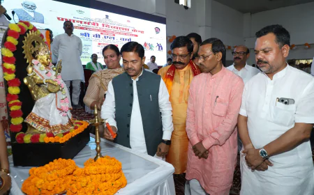 सहायक उपकरणों की निःशुल्क सेवाओं के लिए 75वां प्रधानमंत्री दिव्याशा केन्द्र (पीएमडीके) का राजकीय मेडिकल कॉलेज बदायूँ मे उद्घाटन