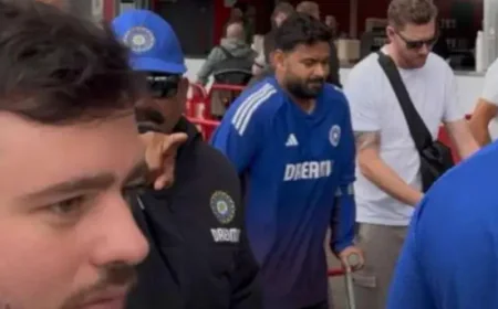 बैसाखी पर आ गए ऋषभ पंत... जडेजा-सुंदर बन गए सहारा