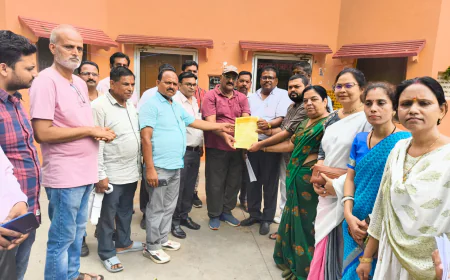 व्यापारियों ने सीएम के नाम आठ सूत्रीय ज्ञापन सौंपा, नगर पालिका पर उठाए गंभीर सवाल