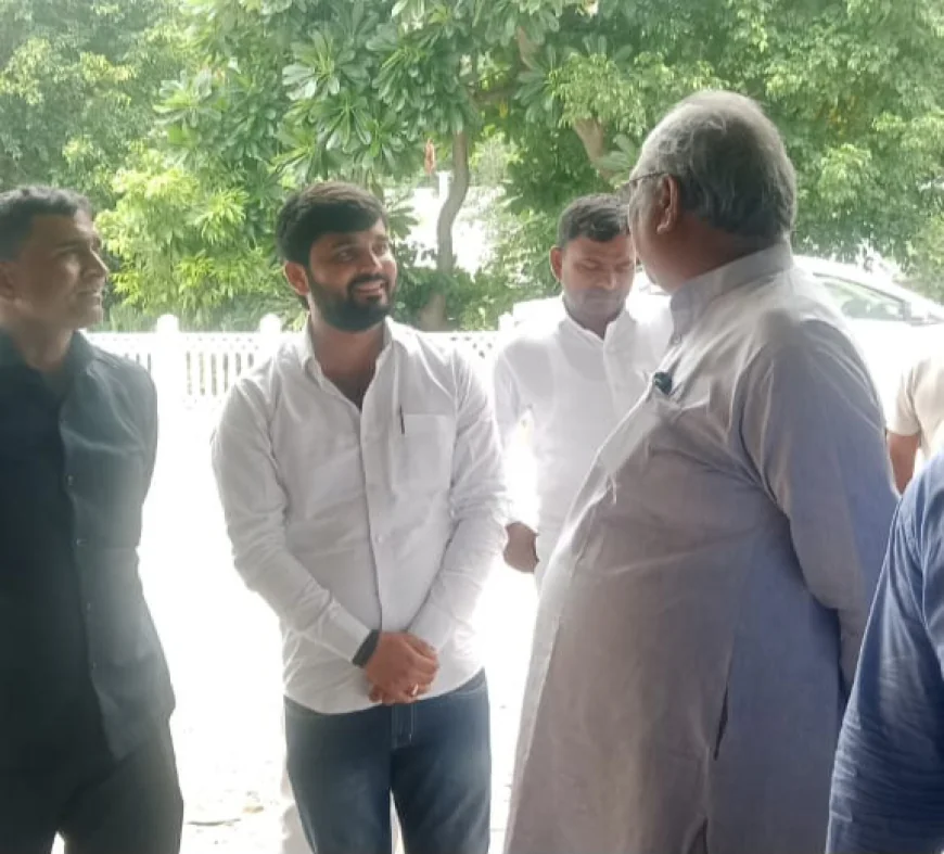कृष्णकांत यादव ने की डॉ. संजय निषाद से औपचारिक मुलाकात, संगठनात्मक मुद्दों पर हुई चर्चा