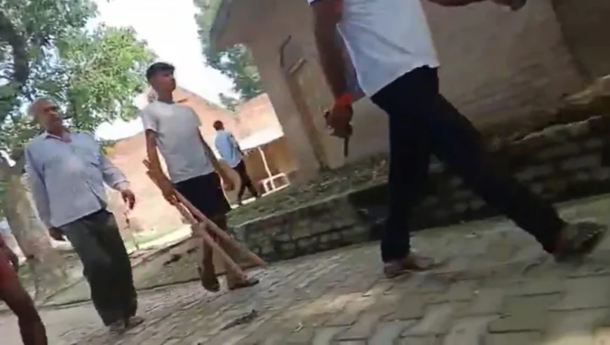 Etah News : नगरिया गांव में प्रधानी चुनाव से पहले वर्चस्व की जंग, दो पक्षों ने की फायरिंग