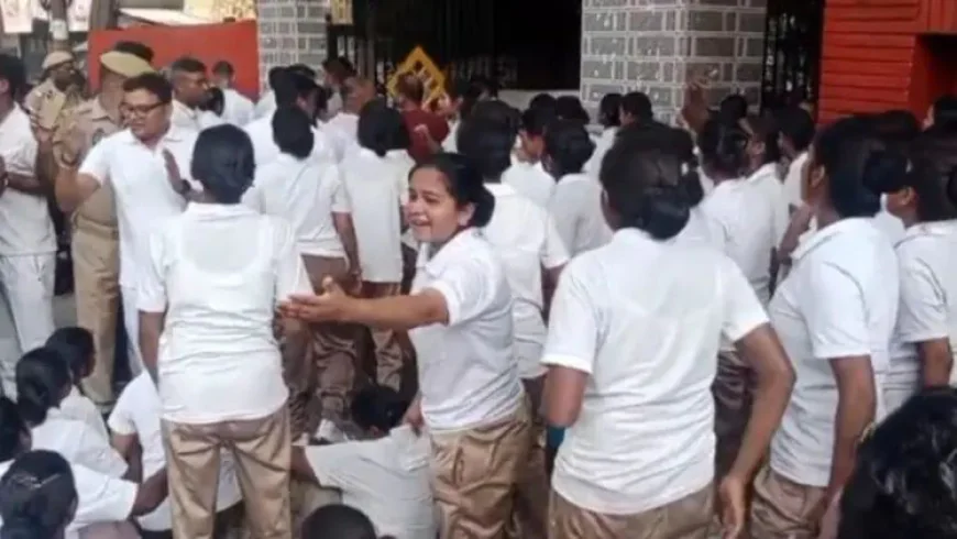 26वीं पीएसी बटालियन में महिला रिक्रूट्स के हंगामे के बाद दो अधिकारी निलंबित, शासन ने लिया संज्ञान