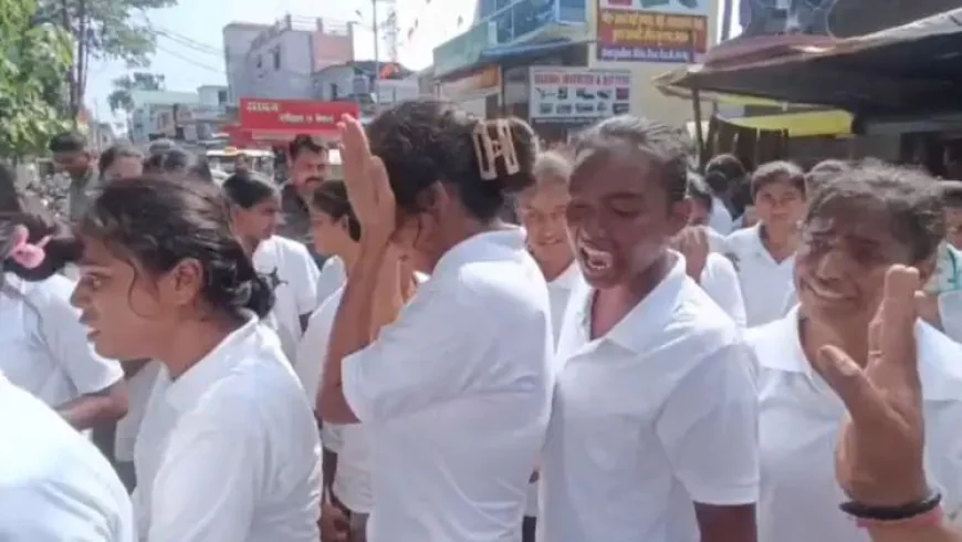 गोरखपुर की पीएसी ट्रेनिंग सेंटर में महिला सिपाहियों का  प्रेग्नेंसी टेस्ट व कैमरे का विरोध, अफसरों पर कार्रवाई