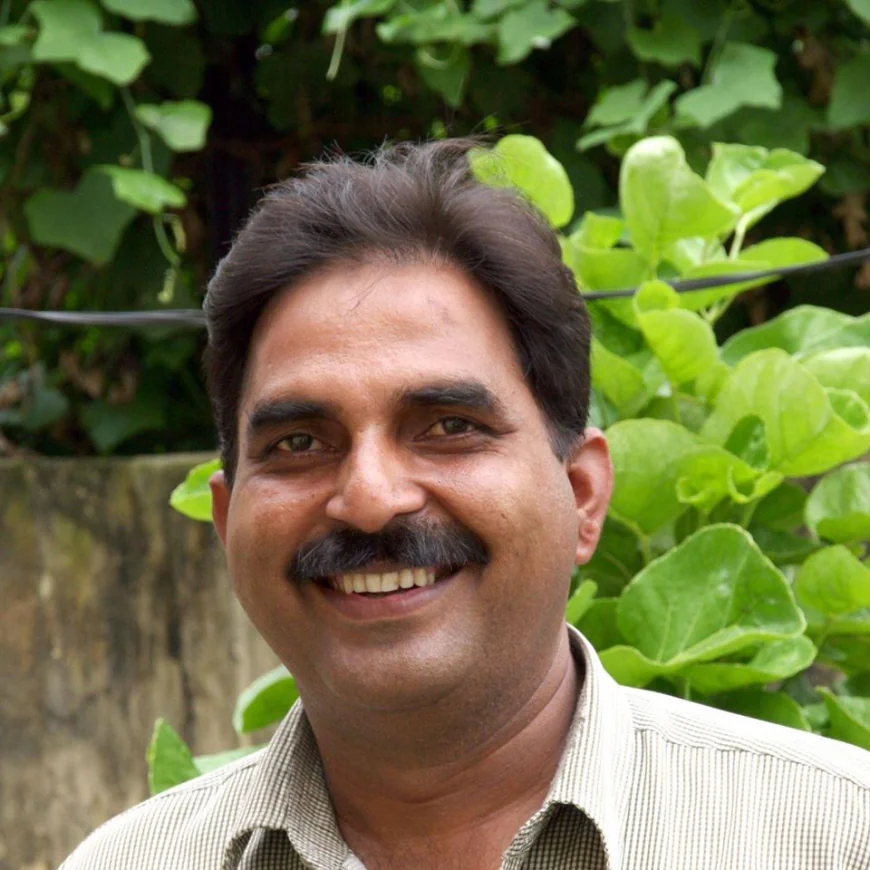 डिंपल की तौहीन पर अखिलेश की चुप्पी की मजबूरी