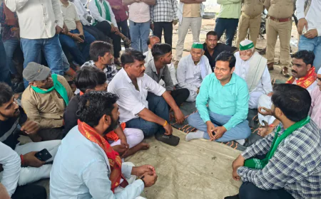 फर्जी मुकदमों के खिलाफ किसानों का धरना, 6 घंटे रही बिजली आपूर्ति ठप